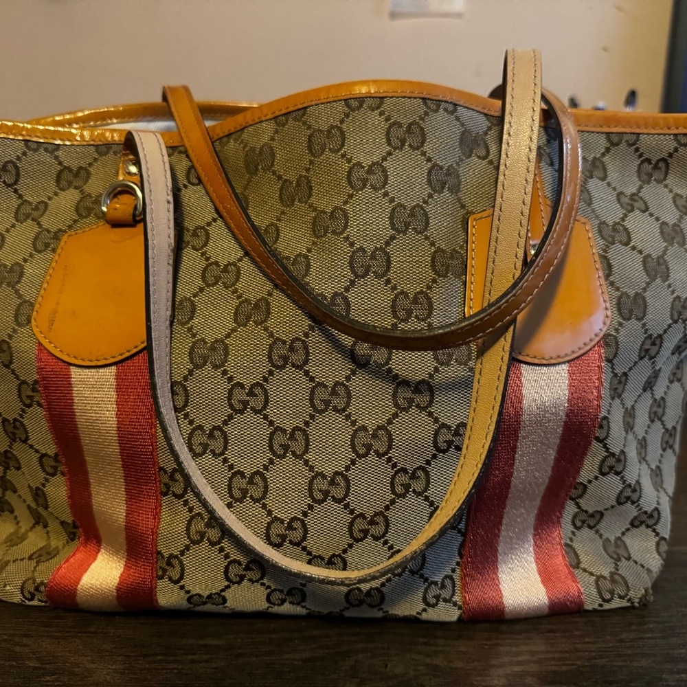 Gucci supreme web bag authentic